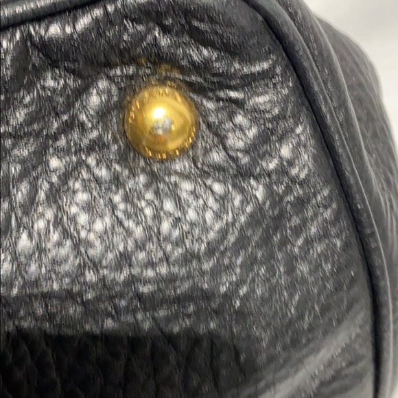 Prada 
Black Vitello Daino Leather Tote Bag - Picture 7 of 14